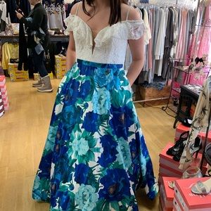 Rachel Allen prom dress w/pocketttsss.